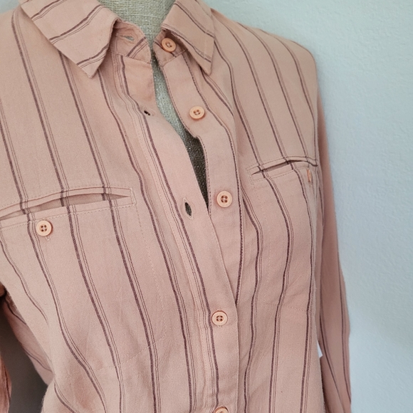 RVCA BUTTON DOWN SHIRT - Picture 3 of 4